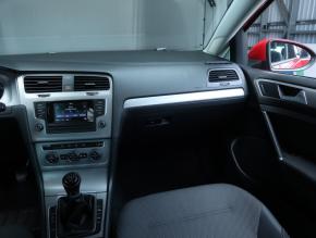 Volkswagen Golf  1.6 TDI 