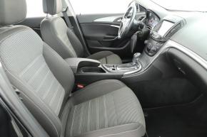 Opel Insignia  2.0 CDTI 