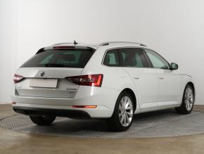 Škoda Superb  2.0 TDI Laurin&Klement 