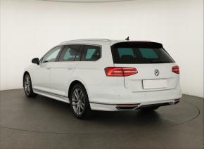 Volkswagen Passat  2.0 TDI R-Line 