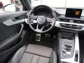 Audi A4  2.0 TDI S-Line 