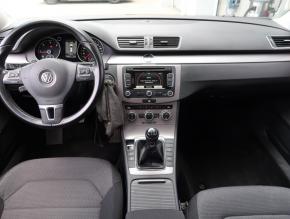 Volkswagen Passat  2.0 TDI 