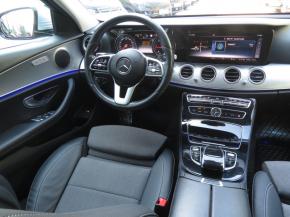 Mercedes-Benz E  E 220 d 4MATIC 