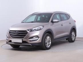 Hyundai Tucson  1.7 CRDi Trikolor 