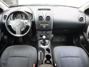 Nissan Qashqai  1.6 