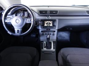 Volkswagen Passat  1.6 TDI 