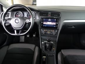 Volkswagen Golf  1.6 TDI 