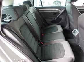 Volkswagen Golf  1.6 TDI 