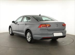 Volkswagen Passat  1.5 TSI 