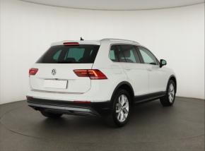 Volkswagen Tiguan  2.0 TSI 