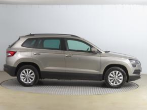 Škoda Karoq  1.0 TSI 