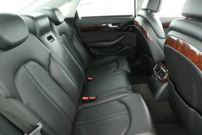 Audi A8  3.0 TDI 