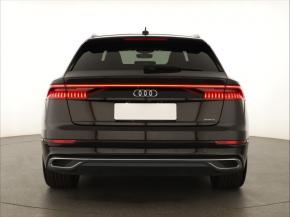 Audi Q8  50 TDI S-line 