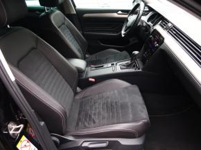 Volkswagen Passat  1.5 TSI Elegance 