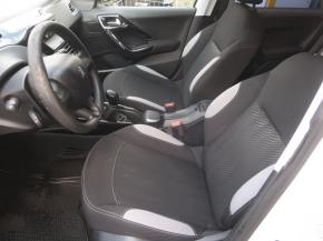 Peugeot 2008  1.2 PureTech Access 