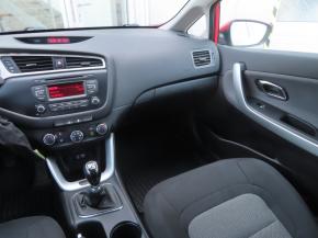 Kia Ceed  1.4 MPI Silver 