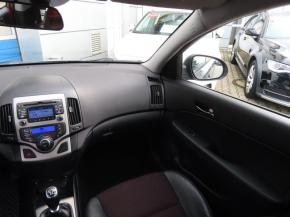 Hyundai i30  1.6 CRDi 