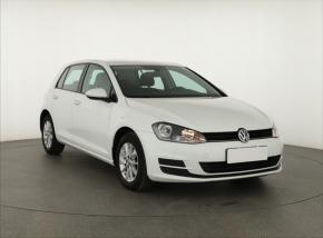 Volkswagen Golf  1.2 TSI 