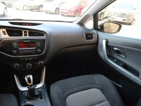 Kia Ceed  1.6 GDI 