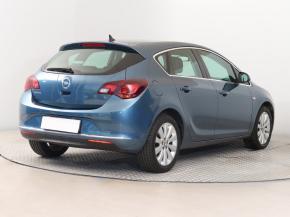 Opel Astra  1.4 T 