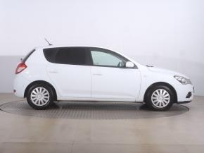 Kia Ceed  1.4 CVVT 