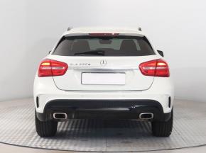 Mercedes-Benz GLA  GLA 220d AMG Line 