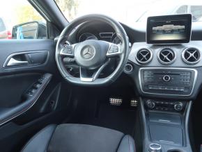 Mercedes-Benz GLA  GLA 220d AMG Line 