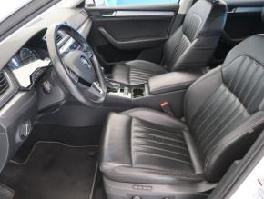 Škoda Superb  2.0 TDI 