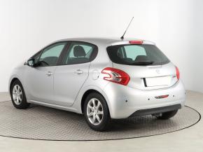 Peugeot 208  1.4 HDI 