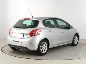 Peugeot 208  1.4 HDI 