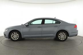 Volkswagen Passat  1.5 TSI 