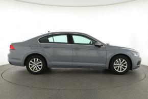 Volkswagen Passat  1.5 TSI 