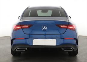 Mercedes-Benz CLA  200 AMG Paket 