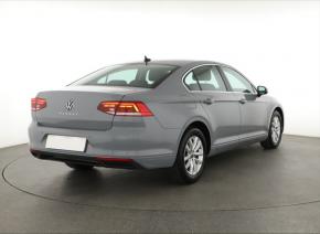 Volkswagen Passat  1.5 TSI 