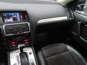 Audi Q7  3.0 TDI S-Line 