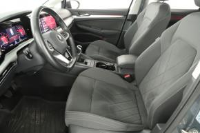 Volkswagen Golf  1.5 TSI 