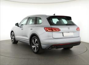 Volkswagen Touareg  3.0 TDI 