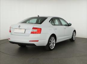 Škoda Octavia  1.6 TDI Elegance 