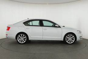 Škoda Octavia  1.6 TDI Elegance 