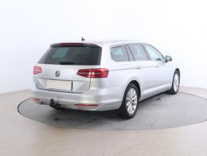 Volkswagen Passat  1.6 TDI Highline 