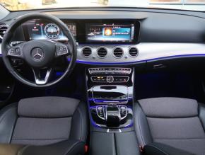 Mercedes-Benz E  E 220 d 