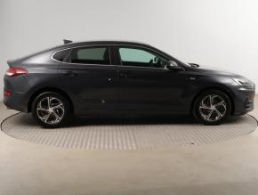 Hyundai i30 Fastback  1.5 T-GDI MHEV SMART 