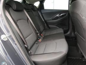 Hyundai i30 Fastback  1.5 T-GDI MHEV SMART 