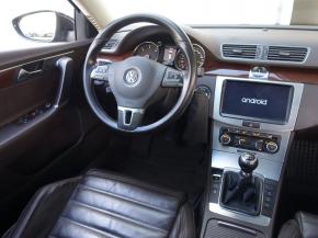 Volkswagen Passat  2.0 TDI 