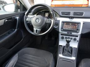 Volkswagen Passat  2.0 TDI 