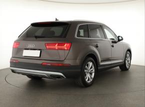 Audi Q7  3.0 TDI 