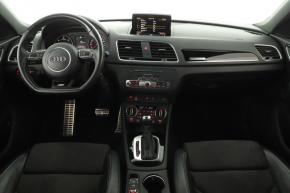 Audi Q3  2.0 TDI S-Line 