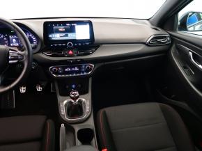 Hyundai i30 Fastback  1.5 T-GDI MHEV N-Line 