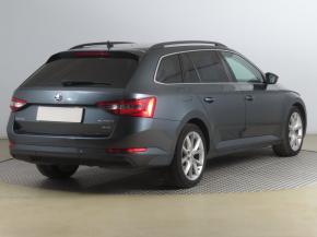 Škoda Superb  2.0 TDI 