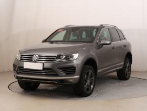 Volkswagen Touareg  3.0 TDI 